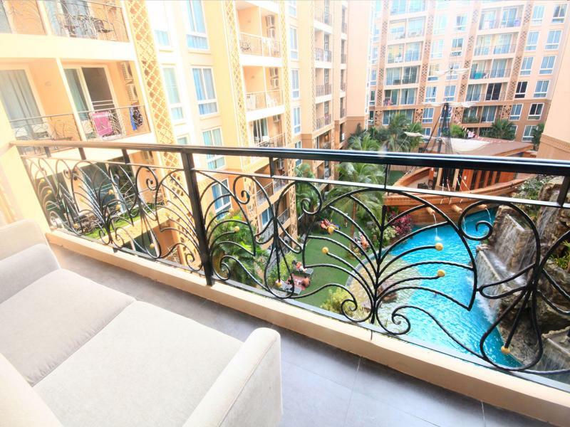 Atlantis Condo & Water Park Pattaya By The Sea Bagian luar foto